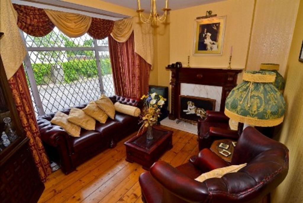 אניס Grey Gables B&B מראה חיצוני תמונה
