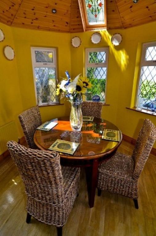 אניס Grey Gables B&B מראה חיצוני תמונה